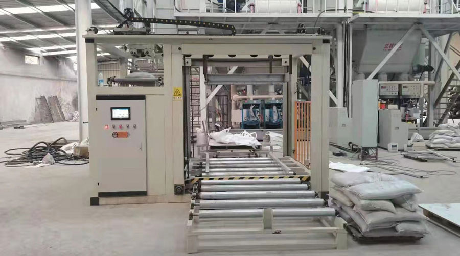 Automatic-palletizer-for-tile-adhesive-plant